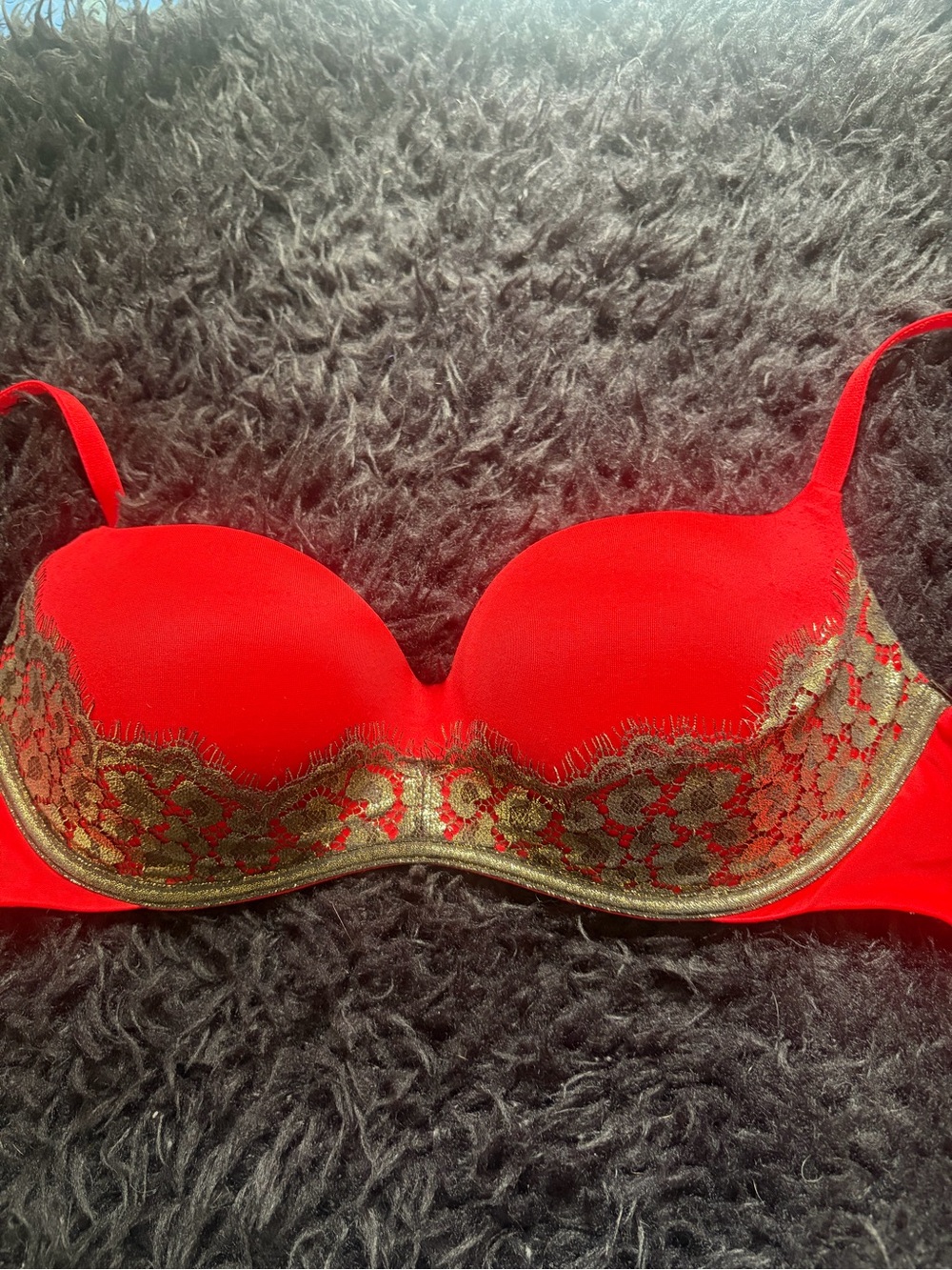 Victoria’s Secret Push-up Wireless Balconet Bra